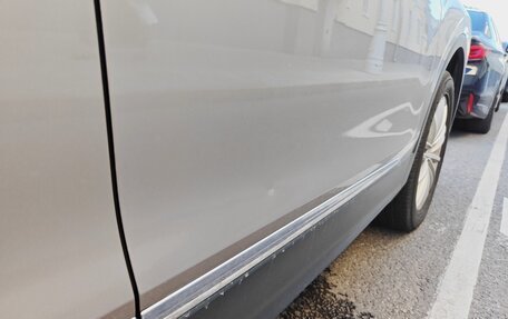 Volkswagen Tiguan II, 2018 год, 2 200 000 рублей, 4 фотография