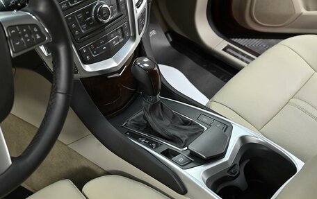 Cadillac SRX II рестайлинг, 2012 год, 1 099 000 рублей, 10 фотография