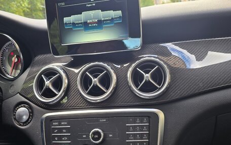 Mercedes-Benz GLA, 2016 год, 1 410 000 рублей, 10 фотография