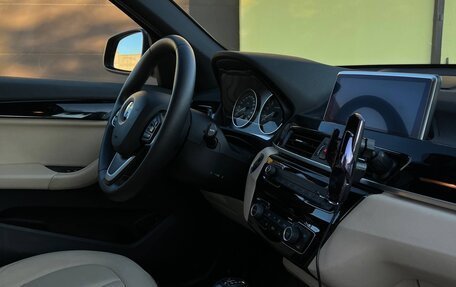 BMW X1, 2017 год, 2 100 000 рублей, 16 фотография