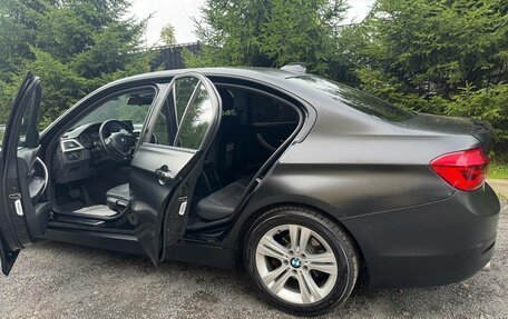 BMW 3 серия, 2017 год, 1 800 000 рублей, 6 фотография
