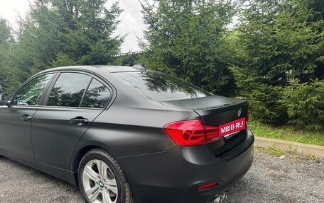 BMW 3 серия, 2017 год, 1 800 000 рублей, 4 фотография