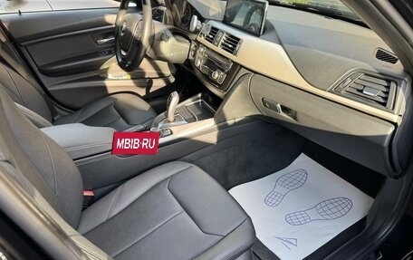 BMW 3 серия, 2017 год, 1 800 000 рублей, 21 фотография