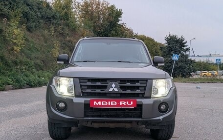 Mitsubishi Pajero IV, 2012 год, 1 820 000 рублей, 2 фотография