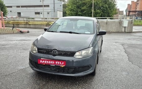 Volkswagen Polo VI (EU Market), 2011 год, 345 000 рублей, 2 фотография