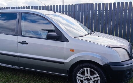 Ford Fusion I, 2005 год, 270 000 рублей, 4 фотография