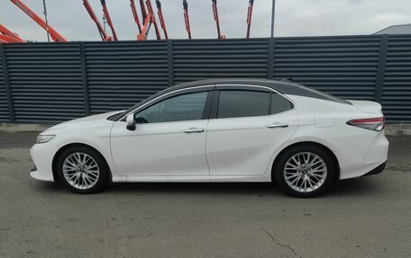 Toyota Camry, 2019 год, 2 670 000 рублей, 4 фотография