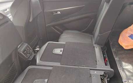 Peugeot 5008 II, 2018 год, 1 800 000 рублей, 18 фотография
