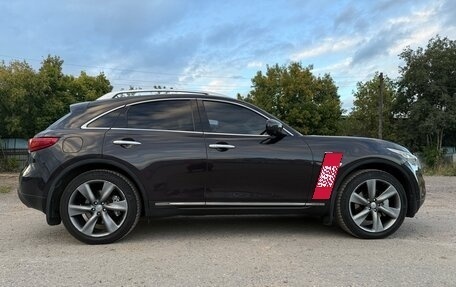 Infiniti FX II, 2010 год, 2 050 000 рублей, 2 фотография