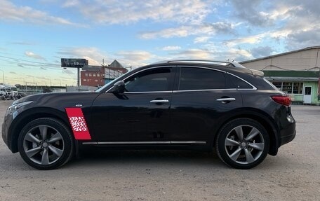 Infiniti FX II, 2010 год, 2 050 000 рублей, 4 фотография