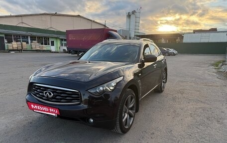 Infiniti FX II, 2010 год, 2 050 000 рублей, 19 фотография