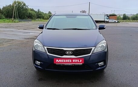 KIA cee'd I рестайлинг, 2011 год, 590 000 рублей, 2 фотография