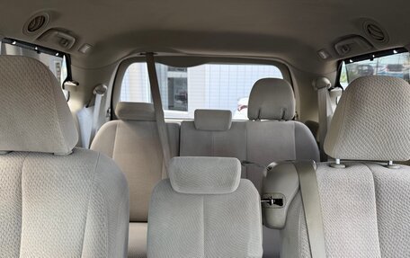 Toyota Sienna III, 2011 год, 2 050 000 рублей, 16 фотография