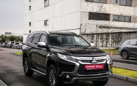 Mitsubishi Pajero Sport III рестайлинг, 2018 год, 2 699 000 рублей, 5 фотография