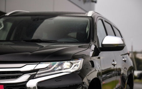 Mitsubishi Pajero Sport III рестайлинг, 2018 год, 2 699 000 рублей, 2 фотография