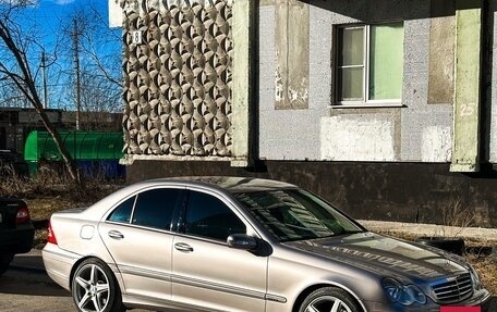 Mercedes-Benz C-Класс, 2002 год, 700 000 рублей, 3 фотография