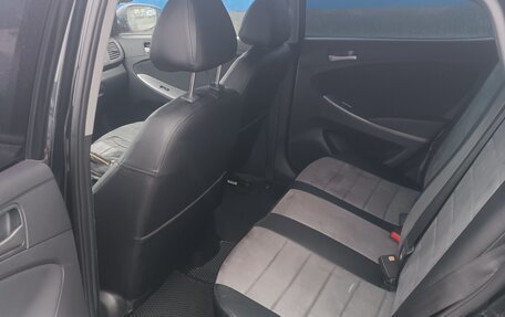 Hyundai Solaris II рестайлинг, 2014 год, 780 000 рублей, 4 фотография