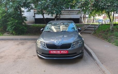 Skoda Octavia, 2018 год, 1 990 000 рублей, 2 фотография