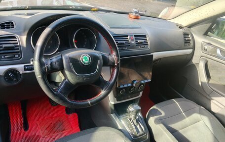 Skoda Yeti I рестайлинг, 2011 год, 750 000 рублей, 9 фотография
