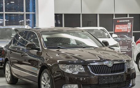 Skoda Superb III рестайлинг, 2012 год, 1 049 000 рублей, 1 фотография