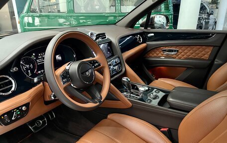 Bentley Bentayga I, 2021 год, 18 500 000 рублей, 8 фотография