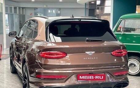 Bentley Bentayga I, 2021 год, 18 500 000 рублей, 2 фотография