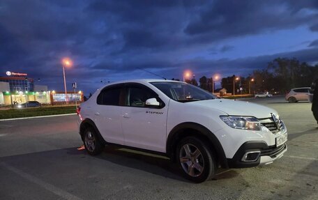 Renault Logan II, 2022 год, 1 200 000 рублей, 2 фотография