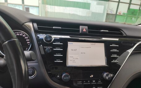 Toyota Camry, 2020 год, 3 000 000 рублей, 12 фотография
