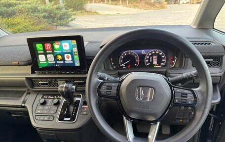 Honda Stepwgn, 2022 год, 2 710 000 рублей, 3 фотография