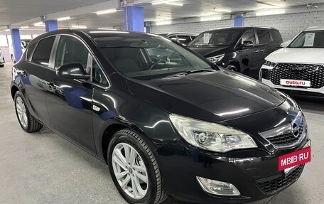 Opel Astra J, 2010 год, 659 000 рублей, 3 фотография