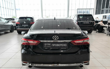 Toyota Camry, 2023 год, 3 750 000 рублей, 10 фотография