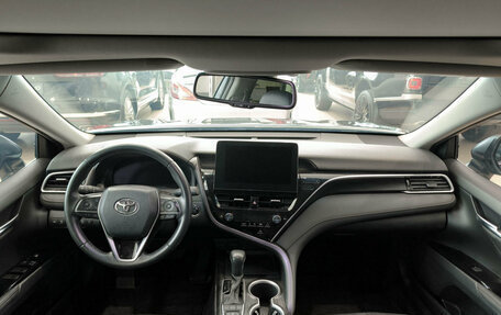 Toyota Camry, 2023 год, 3 750 000 рублей, 18 фотография