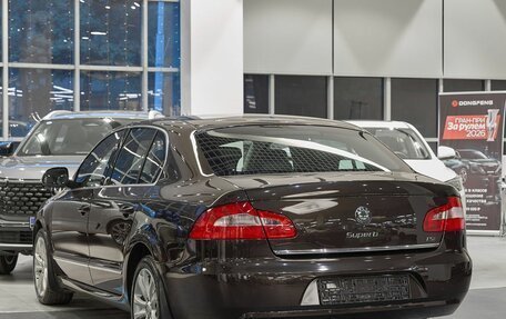 Skoda Superb III рестайлинг, 2012 год, 1 049 000 рублей, 4 фотография