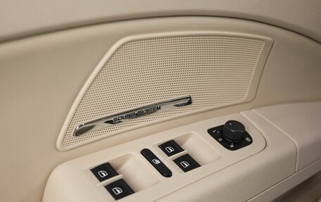 Skoda Superb III рестайлинг, 2012 год, 1 049 000 рублей, 13 фотография