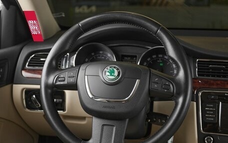 Skoda Superb III рестайлинг, 2012 год, 1 049 000 рублей, 10 фотография