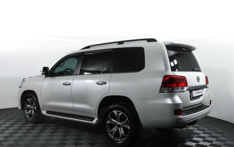 Toyota Land Cruiser 200, 2018 год, 5 800 000 рублей, 7 фотография