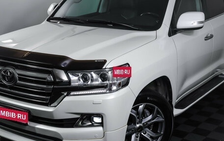 Toyota Land Cruiser 200, 2018 год, 5 800 000 рублей, 23 фотография