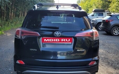 Toyota RAV4, 2018 год, 2 190 000 рублей, 2 фотография
