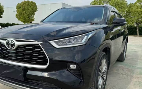 Toyota Highlander, 2024 год, 4 356 061 рублей, 1 фотография