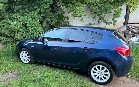 Opel Astra J, 2010 год, 640 000 рублей, 7 фотография