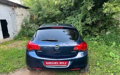 Opel Astra J, 2010 год, 640 000 рублей, 8 фотография