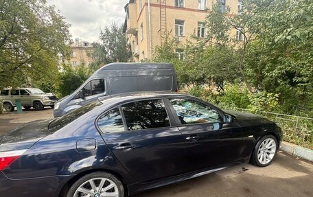 BMW 5 серия, 2005 год, 1 070 000 рублей, 8 фотография