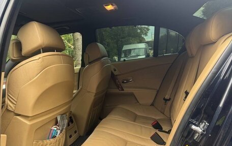 BMW 5 серия, 2005 год, 1 070 000 рублей, 14 фотография