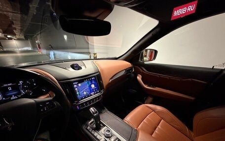 Maserati Levante I, 2021 год, 7 300 000 рублей, 8 фотография