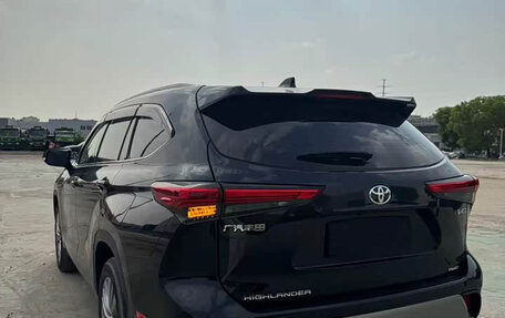 Toyota Highlander, 2024 год, 4 356 061 рублей, 4 фотография