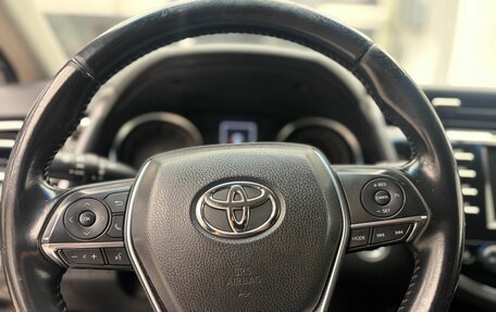 Toyota Camry, 2019 год, 2 699 000 рублей, 9 фотография