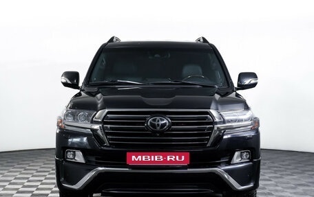Toyota Land Cruiser 200, 2017 год, 7 600 000 рублей, 2 фотография