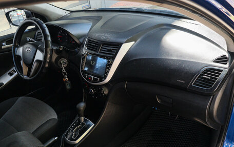 Hyundai Solaris II рестайлинг, 2011 год, 560 000 рублей, 10 фотография