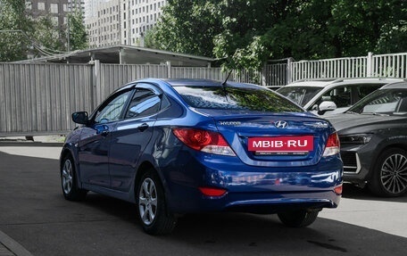 Hyundai Solaris II рестайлинг, 2011 год, 560 000 рублей, 6 фотография