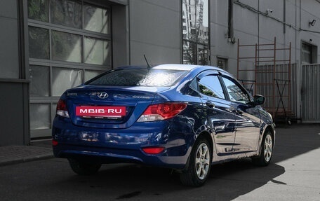 Hyundai Solaris II рестайлинг, 2011 год, 560 000 рублей, 4 фотография